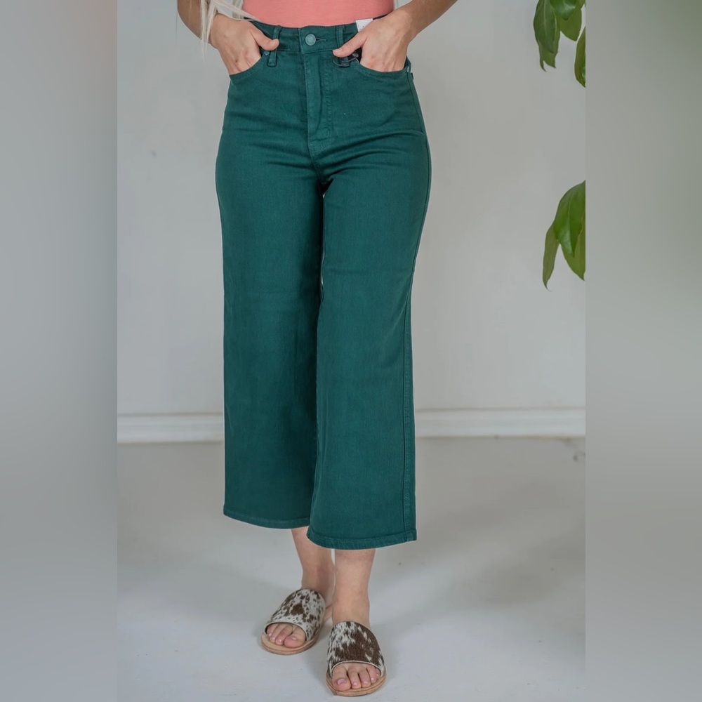 Judy Blue - Jade Cropped Wide Leg Tummy Control Jeans